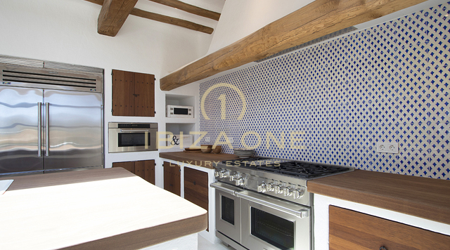 Prachtige nieuw gebouwde luxe finca/huis in Blakstad op een perceel van 24.000m2 te koop, Ibiza - Prachtige nieuw gebouwde luxe finca/huis in Blakstad op een perceel van 24.000m2 te huur, Ibiza