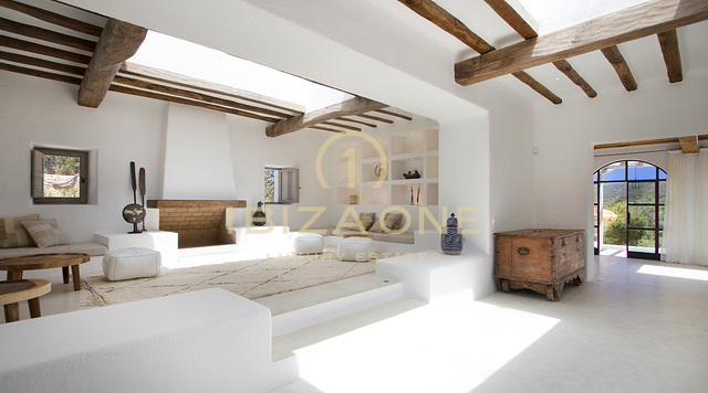 Belle finca / maison de luxe nouvellement construite à Blakstad sur un terrain de 24 000 m2 à vendre, Ibiza - Belle finca / maison de luxe nouvellement construite à Blakstad sur un terrain de 24 000 m2 à louer, Ibiza
