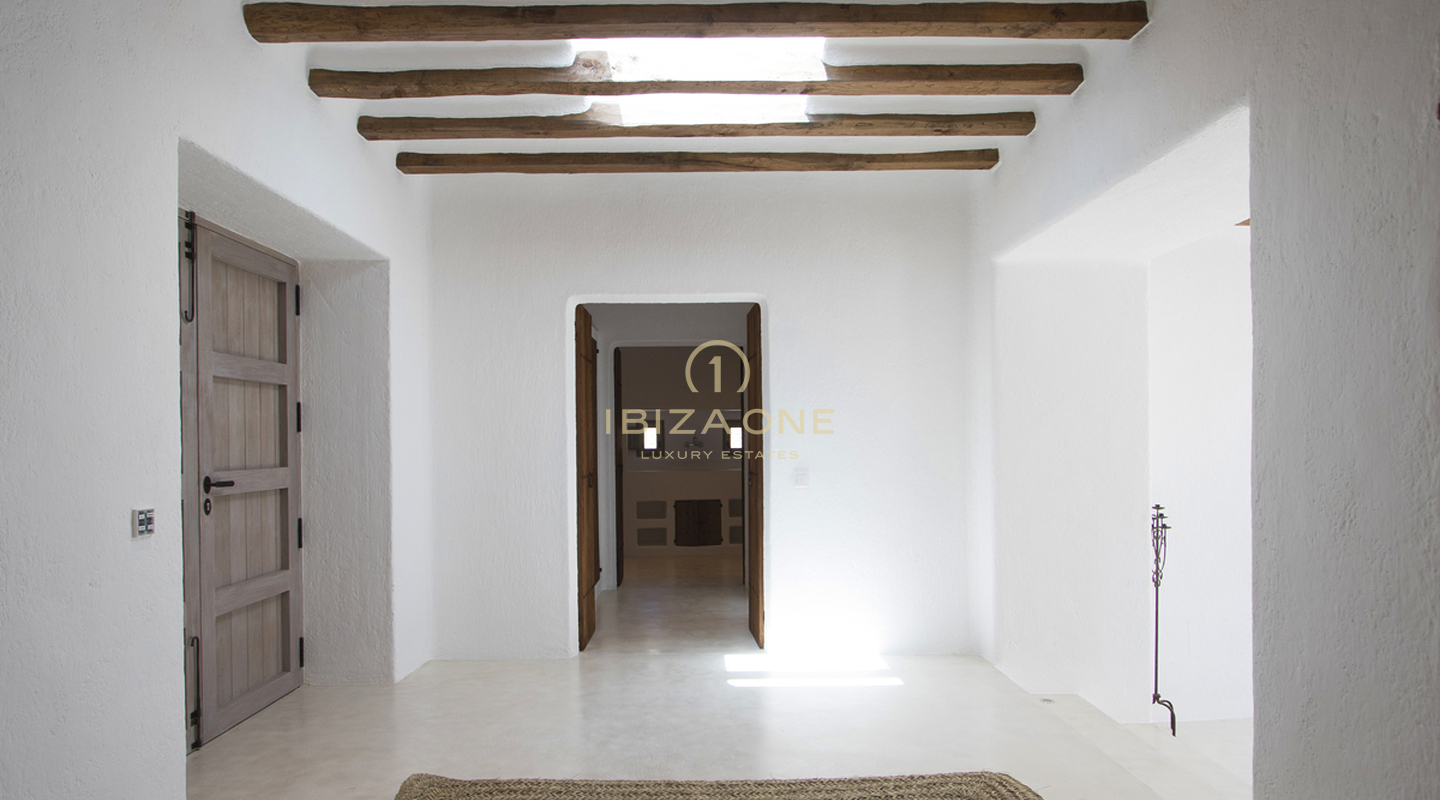 Wunderschöne neu gebaute Luxus-Finca/Haus in Blakstad auf einem 24.000 m² großen Grundstück zu verkaufen, Ibiza - Wunderschöne neu gebaute Luxus-Finca/Haus in Blakstad auf einem 24.000 m² großen Grundstück zu vermieten, Ibiza