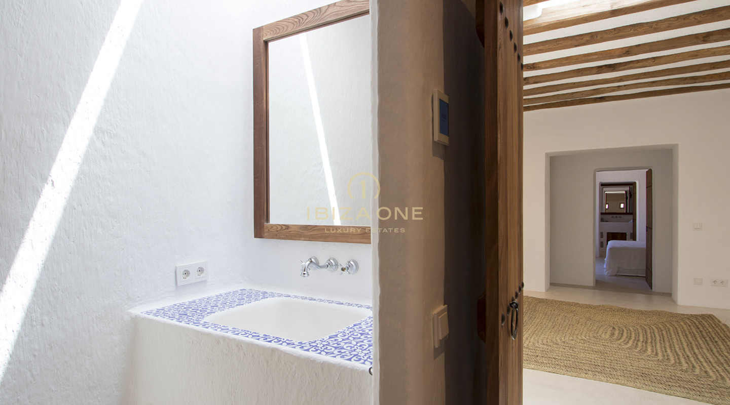 Belle finca / maison de luxe nouvellement construite à Blakstad sur un terrain de 24 000 m2 à vendre, Ibiza - Belle finca / maison de luxe nouvellement construite à Blakstad sur un terrain de 24 000 m2 à louer, Ibiza