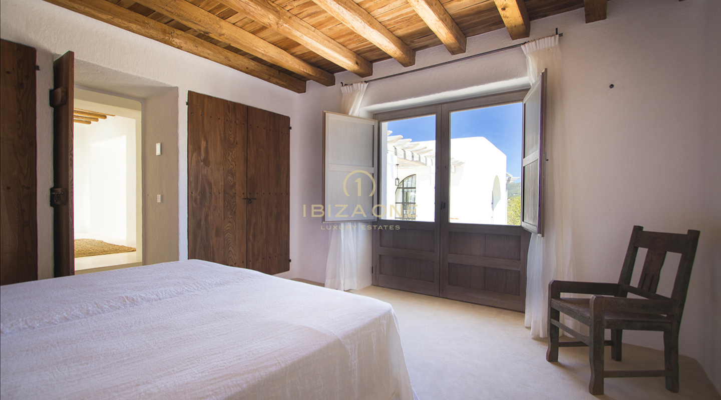 Wunderschöne neu gebaute Luxus-Finca/Haus in Blakstad auf einem 24.000 m² großen Grundstück zu verkaufen, Ibiza - Wunderschöne neu gebaute Luxus-Finca/Haus in Blakstad auf einem 24.000 m² großen Grundstück zu vermieten, Ibiza