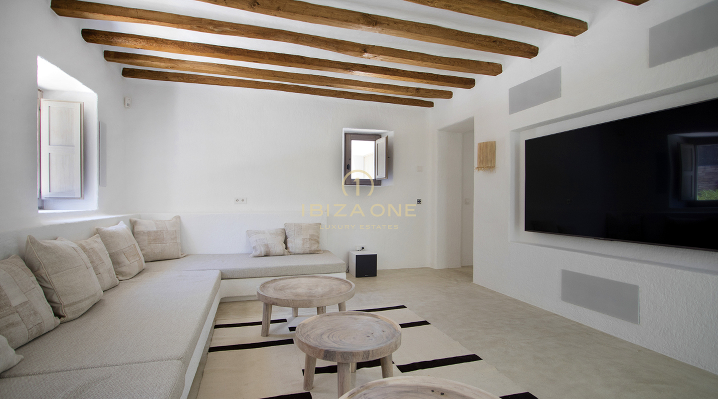 Beautiful newly built luxury Blakstad finca / house on a 24,000m2 plot for sale, Ibiza - Beautiful newly built luxury Blakstad finca / house on a 24,000m2 plot for rent, Ibiza