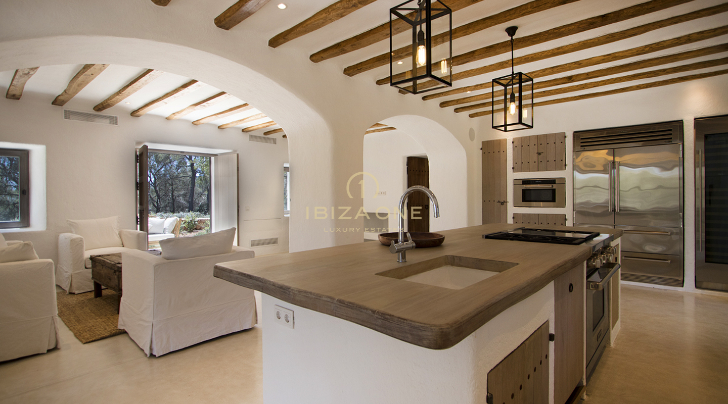 Finca / casa de lujo de nueva construcción en Blakstad con casa de invitados cerca de la ciudad de Ibiza en venta, Ibiza - Finca / casa de lujo de nueva construcción en Blakstad con casa de invitados cerca de la ciudad de Ibiza en alquiler, Ibiza