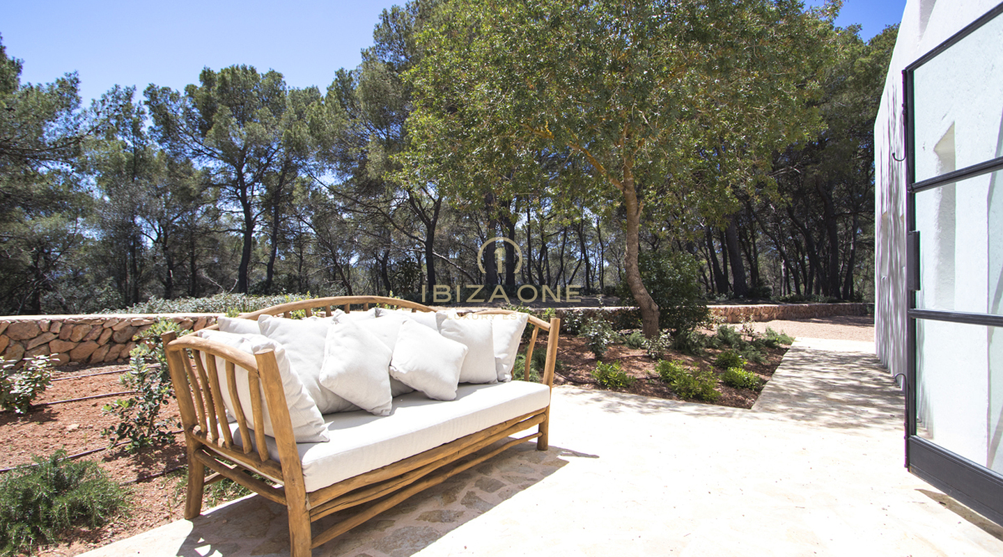 Nieuw gebouwde luxe finca/woning met gastenverblijf in Blakstad, vlakbij Ibiza-stad, te koop, Ibiza - Nieuw gebouwde luxe finca/woning met gastenverblijf in Blakstad, vlakbij Ibiza-stad, te huur, Ibiza