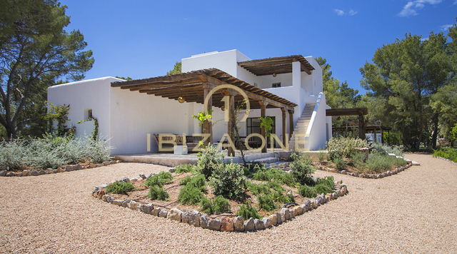 Newly built luxury Blakstad finca / house with guest house near Ibiza town for sale, Ibiza - Newly built luxury Blakstad finca / house with guest house near Ibiza town for rent, Ibiza