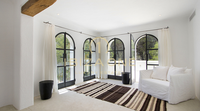Finca / casa de lujo de nueva construcción en Blakstad con casa de invitados cerca de la ciudad de Ibiza en venta, Ibiza - Finca / casa de lujo de nueva construcción en Blakstad con casa de invitados cerca de la ciudad de Ibiza en alquiler, Ibiza