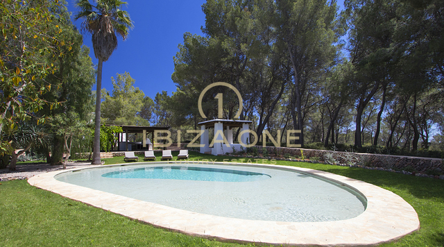 Finca / casa de lujo de nueva construcción en Blakstad con casa de invitados cerca de la ciudad de Ibiza en venta, Ibiza - Finca / casa de lujo de nueva construcción en Blakstad con casa de invitados cerca de la ciudad de Ibiza en alquiler, Ibiza