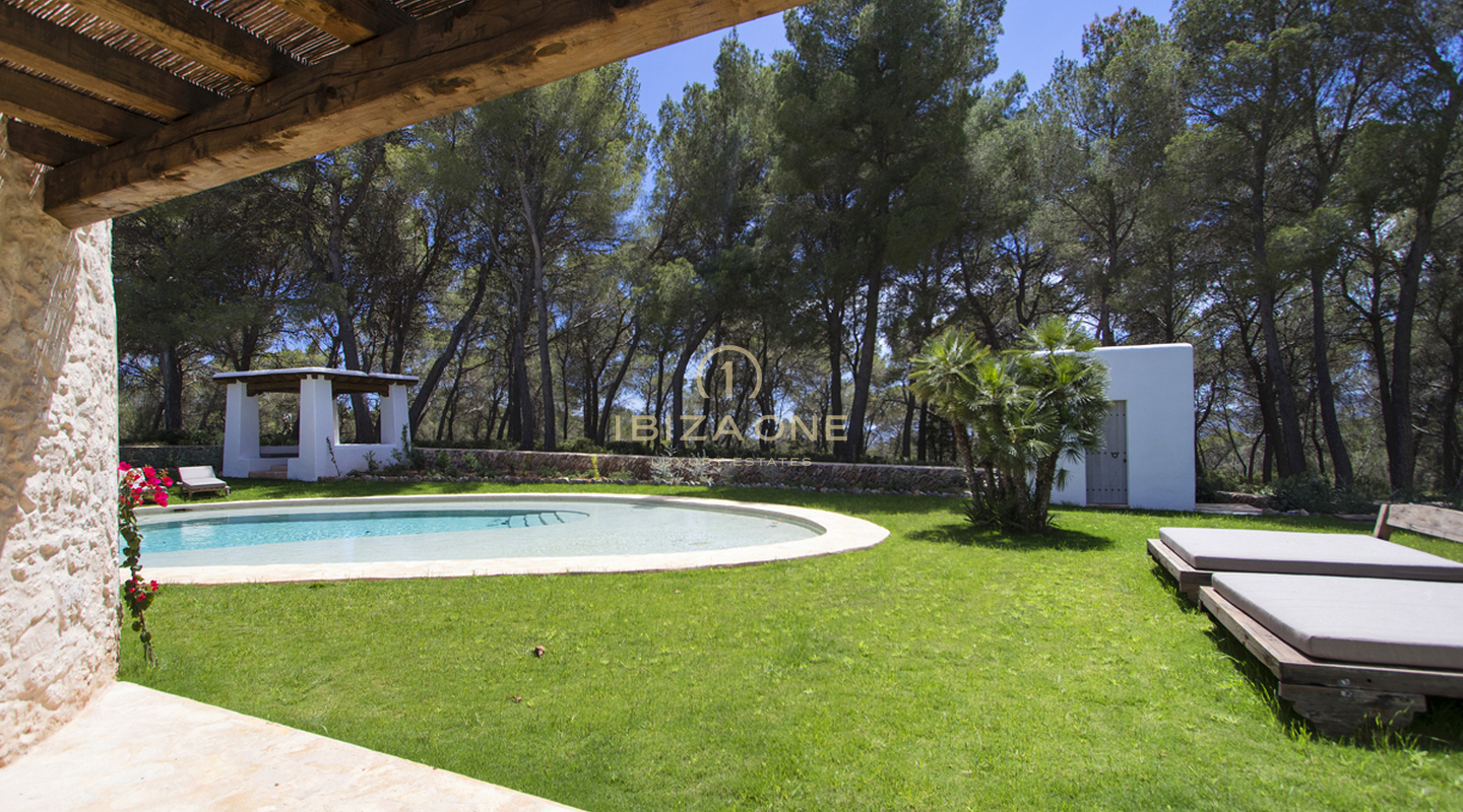 Neu gebaute Luxus-Finca/Haus in Blakstad mit Gästehaus in der Nähe von Ibiza-Stadt zu verkaufen, Ibiza - Neu gebaute Luxus-Finca/Haus in Blakstad mit Gästehaus in der Nähe von Ibiza-Stadt zu vermieten, Ibiza