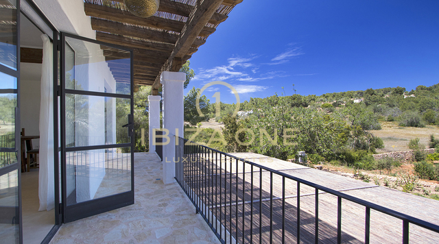 Finca / casa de lujo de nueva construcción en Blakstad con casa de invitados cerca de la ciudad de Ibiza en venta, Ibiza - Finca / casa de lujo de nueva construcción en Blakstad con casa de invitados cerca de la ciudad de Ibiza en alquiler, Ibiza