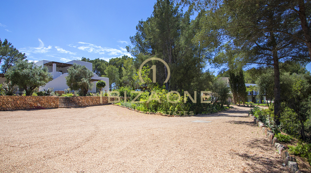 Neu gebaute Luxus-Finca/Haus in Blakstad mit Gästehaus in der Nähe von Ibiza-Stadt zu verkaufen, Ibiza - Neu gebaute Luxus-Finca/Haus in Blakstad mit Gästehaus in der Nähe von Ibiza-Stadt zu vermieten, Ibiza