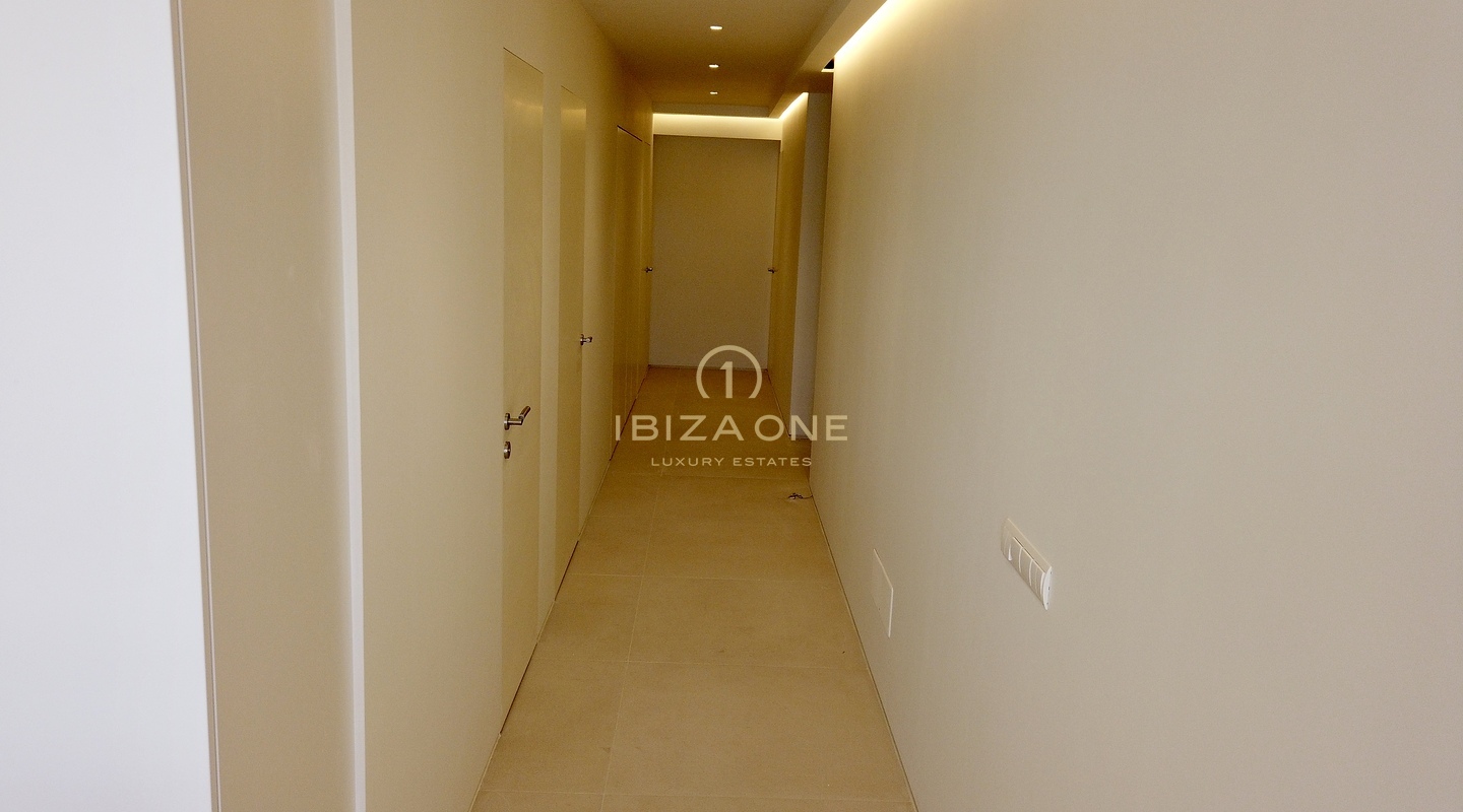 Luxe appartement met 3 slaapkamers aan de Paseo Maritimo met uitzicht op Dalt Vila en de zee te koop, Ibiza - Luxe appartement met 3 slaapkamers aan de Paseo Maritimo met uitzicht op Dalt Vila en de zee te huur, Ibiza