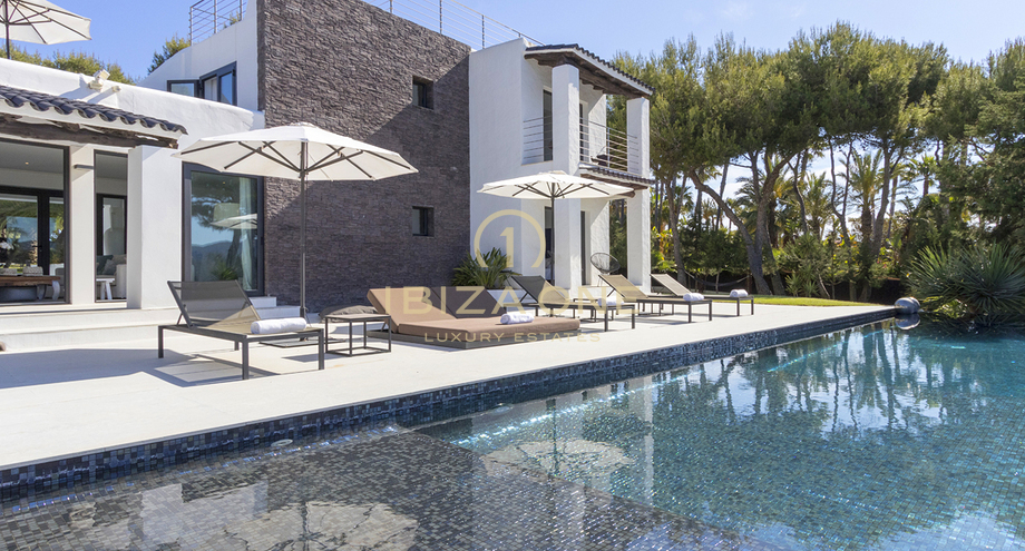 Luxuriose Ferien Villa Mit Meerblick Und Es Vedra Blick Zum Mieten Cala Comte Ibiza One Luxus Immobilien Agentur Villa Villen Haus Finca Wohnung Loft Kaufen Mieten Verkaufen