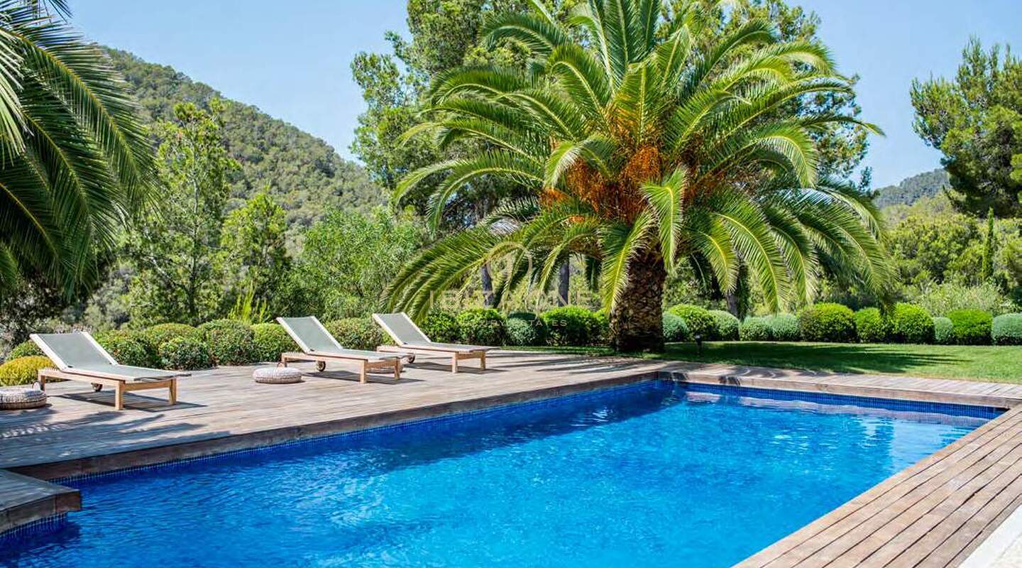 Villa de lujo en venta en Ibiza - Casa de lujo en alquiler en Ibiza