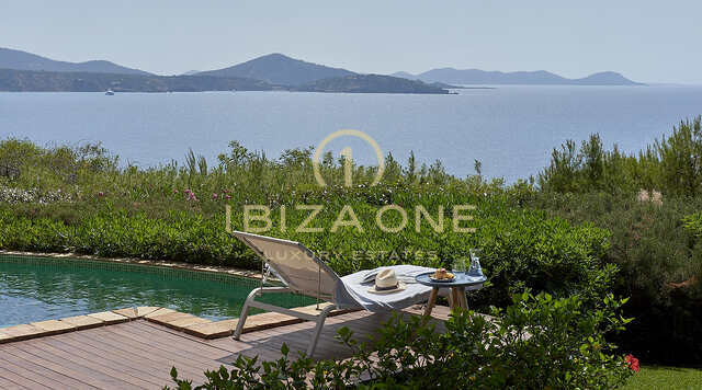 Villa en primera línea de mar con acceso privado al mar en venta, Ibiza - Waterhouse con acceso privado al mar en venta, Ibiza - Villa en primera línea de mar con acceso privado al mar en venta, Ibiza - Villa en primera línea de mar con acceso privado al mar en alquiler, Ibiza - Waterhouse con acceso privado al mar en alquiler, Ibiza - Villa en primera línea de playa con acceso privado al mar en alquiler, Ibiza