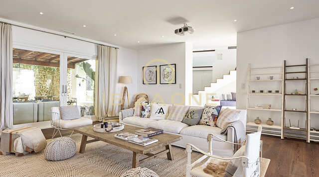 Villa in erster Meereslinie mit privatem Meerzugang zu verkaufen, Ibiza - Wasserhaus mit privatem Meerzugang zu verkaufen, Ibiza - Villa am Strand mit privatem Meerzugang zu verkaufen, Ibiza - Villa in erster Meereslinie mit privatem Meerzugang zu vermieten, Ibiza - Wasserhaus mit privatem Meerzugang zu vermieten, Ibiza - Villa am Strand mit privatem Meerzugang zu vermieten, Ibiza
