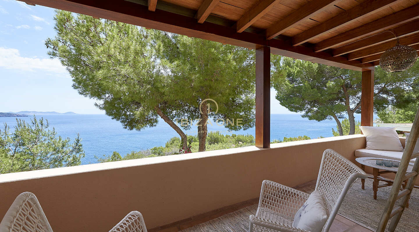 Villa en primera línea de mar con acceso privado al mar en venta, Ibiza - Waterhouse con acceso privado al mar en venta, Ibiza - Villa en primera línea de mar con acceso privado al mar en venta, Ibiza - Villa en primera línea de mar con acceso privado al mar en alquiler, Ibiza - Waterhouse con acceso privado al mar en alquiler, Ibiza - Villa en primera línea de playa con acceso privado al mar en alquiler, Ibiza