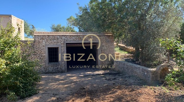Progetto di lusso Rolf Blakstad in vendita su un bellissimo terreno con vista su Ibiza, Ibiza