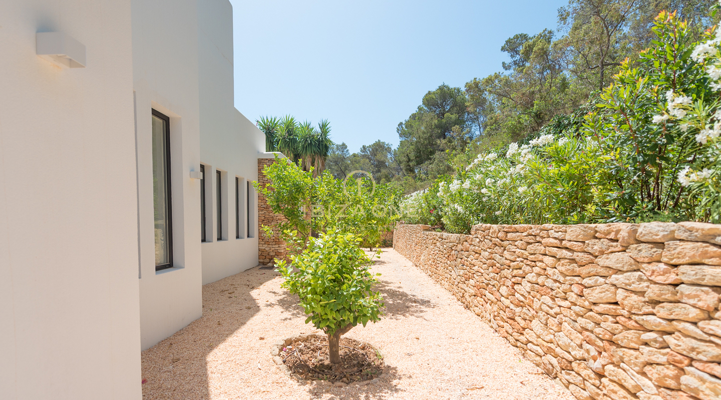 Preciosa finca de lujo con vistas al mar en venta cerca de Ibiza, Sta. Gertrudis y Sta. Eulalia. En venta, Ibiza. Preciosa finca de lujo con vistas al mar en venta cerca de Ibiza, Sta. Gertrudis y Sta. Eulalia. En alquiler, Ibiza.
