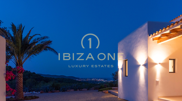 Preciosa finca de lujo con vistas al mar en venta cerca de Ibiza, Sta. Gertrudis y Sta. Eulalia. En venta, Ibiza. Preciosa finca de lujo con vistas al mar en venta cerca de Ibiza, Sta. Gertrudis y Sta. Eulalia. En alquiler, Ibiza.