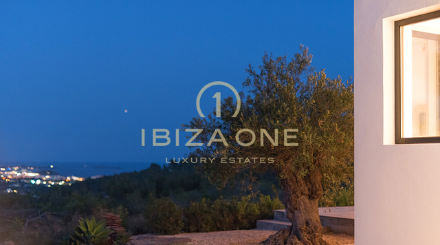 Wunderschöne Luxusfinca mit Meerblick zu verkaufen in der Nähe von Ibiza, Sta. Gertrudis und Sta. Eulalia zu verkaufen, Ibiza - Wunderschöne Luxusfinca mit Meerblick zu verkaufen in der Nähe von Ibiza, Sta. Gertrudis und Sta. Eulalia zu vermieten, Ibiza