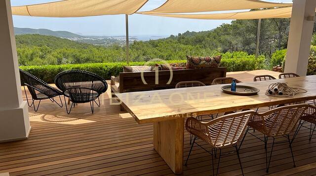 Prachtige luxe finca met zeezicht te koop vlakbij Ibiza, Sta. Gertrudis en Sta. Eulalia te koop, Ibiza - Prachtige luxe finca met zeezicht te koop vlakbij Ibiza, Sta. Gertrudis en Sta. Eulalia te huur, Ibiza