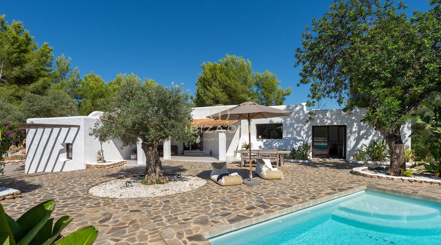Auténtica y preciosa finca de lujo con dos casas de invitados en venta, Ibiza - Auténtica y preciosa finca de lujo con dos casas de invitados en alquiler, Ibiza