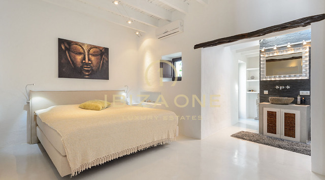 Auténtica y preciosa finca de lujo con dos casas de invitados en venta, Ibiza - Auténtica y preciosa finca de lujo con dos casas de invitados en alquiler, Ibiza