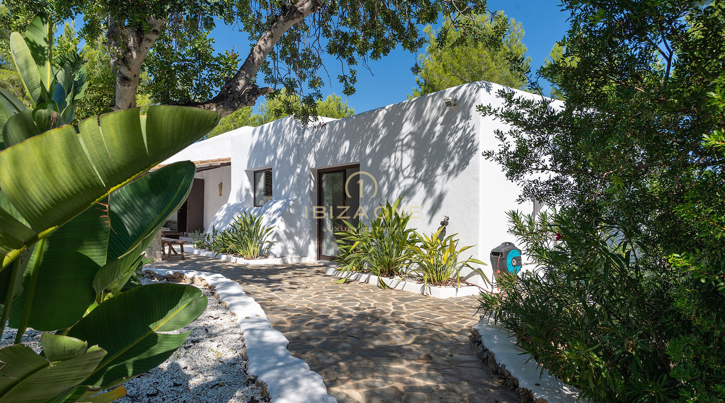 Auténtica y preciosa finca de lujo con dos casas de invitados en venta, Ibiza - Auténtica y preciosa finca de lujo con dos casas de invitados en alquiler, Ibiza
