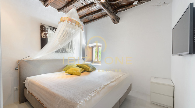 Auténtica y preciosa finca de lujo con dos casas de invitados en venta, Ibiza - Auténtica y preciosa finca de lujo con dos casas de invitados en alquiler, Ibiza