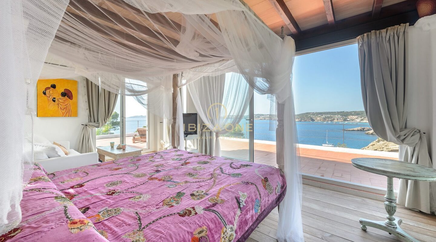 Magnifique propriété de luxe en première ligne avec accès à la mer à vendre, Ibiza - maison sur l'eau à vendre, Ibiza - villa en bord de mer à vendre, Ibiza - Magnifique propriété de luxe en première ligne avec accès à la mer à louer, Ibiza - maison sur l'eau à louer, Ibiza - villa en bord de mer à louer, Ibiza