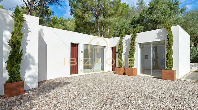 Gerenoveerde luxe en moderne woning met apart gastenverblijf en fantastisch uitzicht op zee te koop, Ibiza - Gerenoveerde luxe en moderne woning met apart gastenverblijf en fantastisch uitzicht op zee te huur, Ibiza