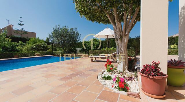 Preciosa villa de lujo cerca de Jesús y la playa de Talamanca en venta, Ibiza - Preciosa villa de lujo cerca de Jesús y la playa de Talamanca en alquiler, Ibiza