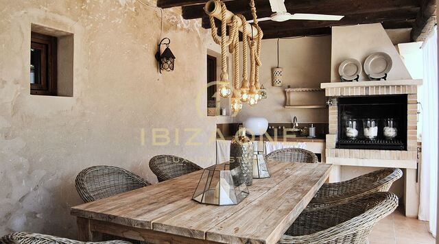 Finca de lujo original en Ibiza con licencia de alquiler turístico en venta, Ibiza - Finca de lujo original en Ibiza con licencia de alquiler turístico en alquiler, Ibiza