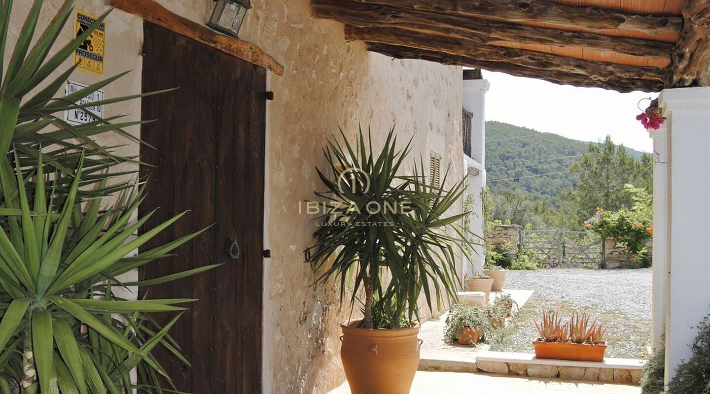 Finca de lujo original en Ibiza con licencia de alquiler turístico en venta, Ibiza - Finca de lujo original en Ibiza con licencia de alquiler turístico en alquiler, Ibiza