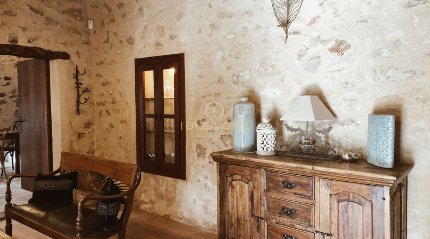 Finca de luxe originale à Ibiza avec licence de location touristique à vendre, Ibiza - Finca de luxe originale à Ibiza avec licence de location touristique à louer, Ibiza