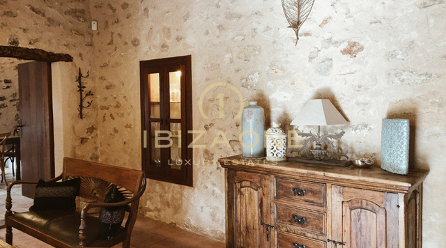 Original luxury Ibiza finca with touristic rental license for sale, Ibiza - Original luxury Ibiza finca with touristic rental license for rent, Ibiza