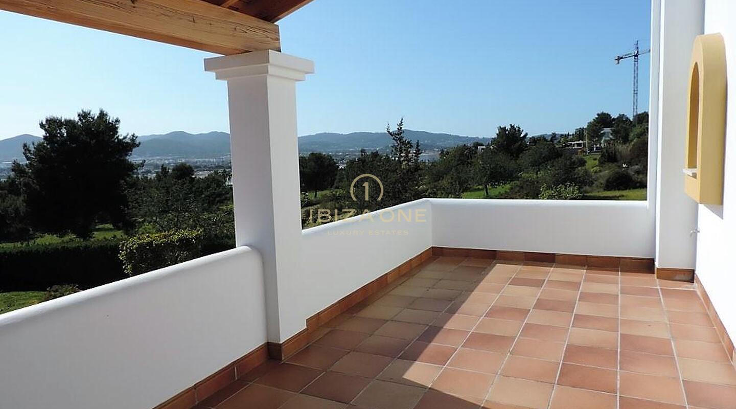 Lujosa propiedad con licencia de obra para una villa moderna con vistas a la ciudad de Ibiza y al mar en venta, Ibiza - Lujosa propiedad con licencia de obra para una villa moderna con vistas a la ciudad de Ibiza y al mar en alquiler, Ibiza