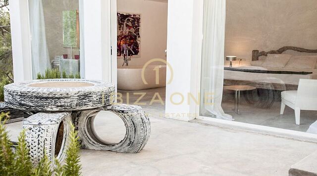 Luxe villa met prachtig zeezicht vlakbij Ibiza en de luchthaven te koop, Ibiza - Luxe villa met prachtig zeezicht vlakbij Ibiza en de luchthaven te koop, Ibiza