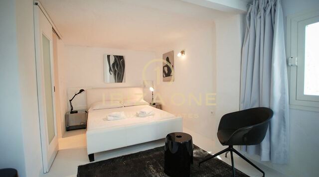 Luxe villa met prachtig zeezicht vlakbij Ibiza en de luchthaven te koop, Ibiza - Luxe villa met prachtig zeezicht vlakbij Ibiza en de luchthaven te koop, Ibiza