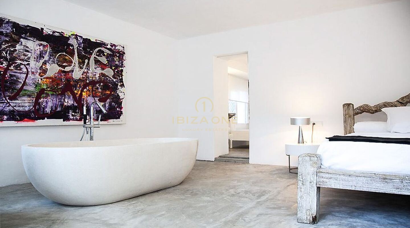 Luxury villa with beautiful sea views close to Ibiza and the airport for sale, Ibiza - Luxury villa with beautiful sea views close to Ibiza and the airport for rent, Ibiza