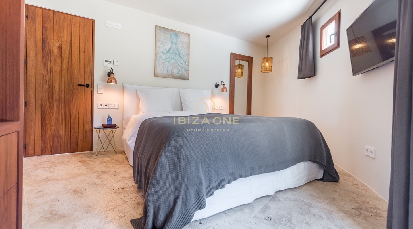 Luxuriöse Ferienvilla mit 4 Schlafzimmern und Meerblick zu vermieten und Luxusvilla zu verkaufen, Ibiza - Luxuriöse Ferienvilla mit 4 Schlafzimmern und Meerblick zu vermieten und Luxusvilla zu vermieten, Ibiza