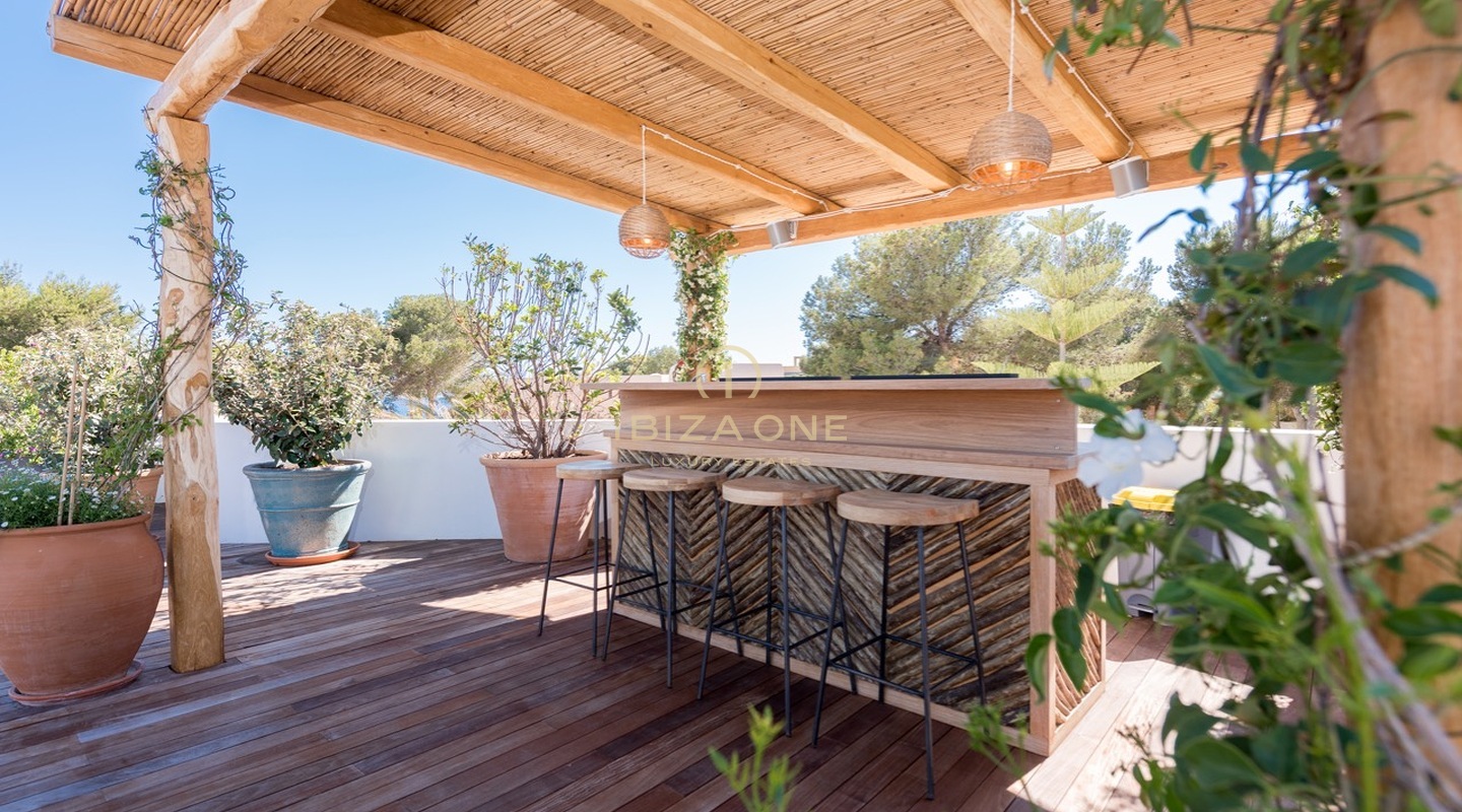 Villa di lusso con 4 camere da letto e vista mare in affitto e villa di lusso in vendita, Ibiza - Villa di lusso con 4 camere da letto e vista mare in affitto e villa di lusso in affitto, Ibiza