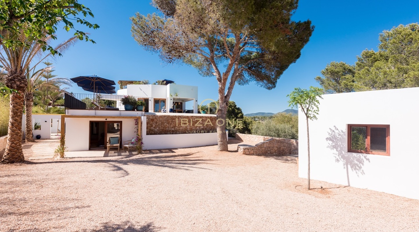 Villa de vacances de luxe de 4 chambres avec vue sur la mer à louer et villa de luxe à vendre, Ibiza - Villa de vacances de luxe de 4 chambres avec vue sur la mer à louer et villa de luxe à louer, Ibiza