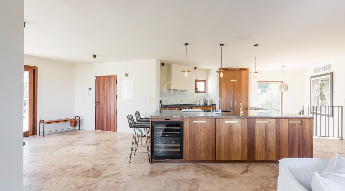 Villa di lusso con 4 camere da letto e vista mare in affitto e villa di lusso in vendita, Ibiza - Villa di lusso con 4 camere da letto e vista mare in affitto e villa di lusso in affitto, Ibiza