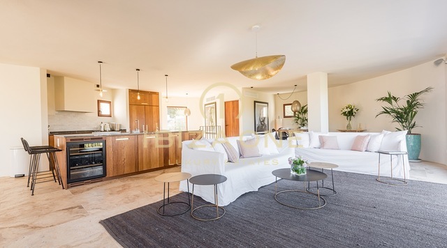 Villa de vacances de luxe de 4 chambres avec vue sur la mer à louer et villa de luxe à vendre, Ibiza - Villa de vacances de luxe de 4 chambres avec vue sur la mer à louer et villa de luxe à louer, Ibiza