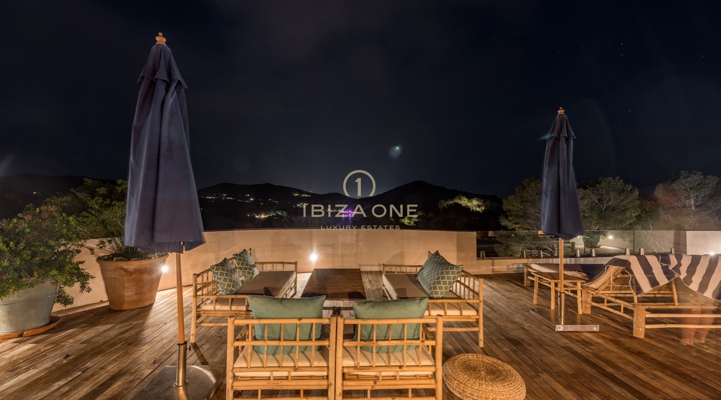 Luxury 4 Bedroom Holiday Villa with Sea Views for Rent and luxury villa for sale, Ibiza - Luxury 4 Bedroom Holiday Villa with Sea Views for Rent and luxury villa for rent, Ibiza