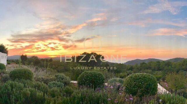 Blakstad: Proprietà di lusso nel nord di Ibiza con vista mare in vendita, Ibiza - Blakstad: Proprietà di lusso nel nord di Ibiza con vista mare in affitto Ibiza
