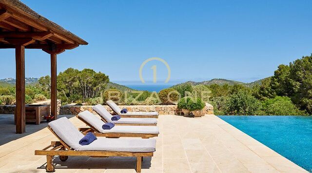 Blakstad: Proprietà di lusso nel nord di Ibiza con vista mare in vendita, Ibiza - Blakstad: Proprietà di lusso nel nord di Ibiza con vista mare in affitto Ibiza