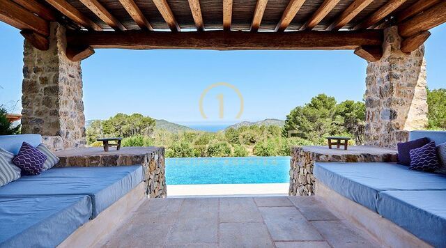 Blakstad: Proprietà di lusso nel nord di Ibiza con vista mare in vendita, Ibiza - Blakstad: Proprietà di lusso nel nord di Ibiza con vista mare in affitto Ibiza