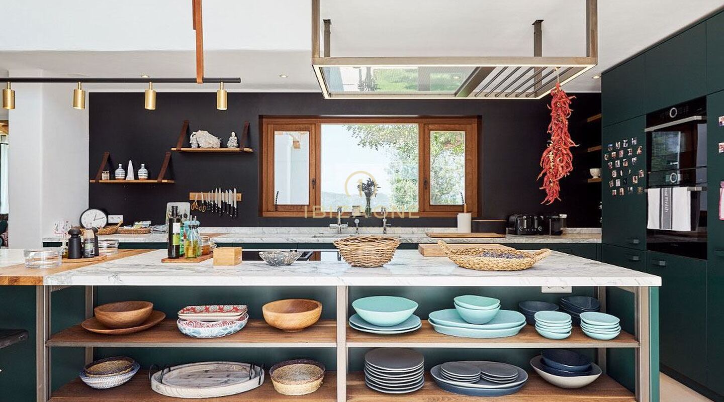 Blakstad: Proprietà di lusso nel nord di Ibiza con vista mare in vendita, Ibiza - Blakstad: Proprietà di lusso nel nord di Ibiza con vista mare in affitto Ibiza